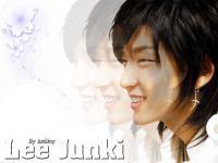 LeEjUnKi2